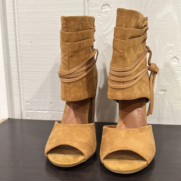 Dolce by MoJo Moxy - Picture 5 of 6